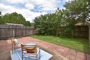 1734 Pepper Hill Ln, Sugar Land, TX 77479 - Photo 26