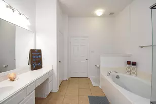 1734 Pepper Hill Ln, Sugar Land, TX 77479 - Photo 18