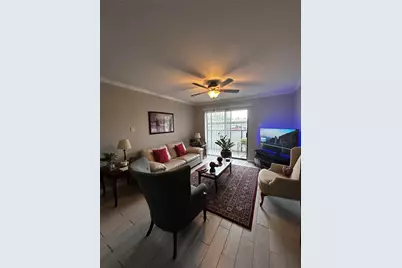 3025 Walnut Bend Lane #18, Houston, TX 77042 - Photo 2