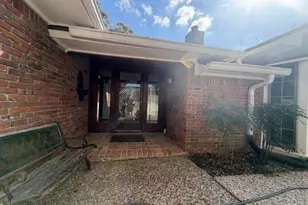 7715 Highmeadow Dr, Houston, TX 77063 - Photo 4