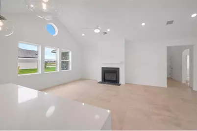 221 Dunovant Drive, Sealy, TX 77474 - Photo 6
