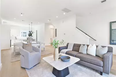 1020 W 15th 1/2 Street #A, Houston, TX 77008 - Photo 10