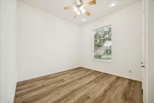 1523 Orchard Park Dr, Houston, TX 77077 - Photo 22