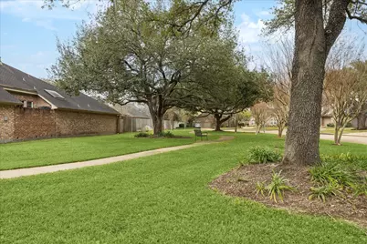 1523 Orchard Park Drive, Houston, TX 77077 - Photo 32