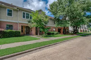 10205 Brooktree Dr, Houston, TX 77043 - Photo 2