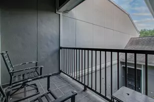 10205 Brooktree Dr, Houston, TX 77043 - Photo 22