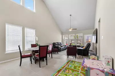 2739 Meadow View Lane, Conroe, TX 77385 - Photo 10