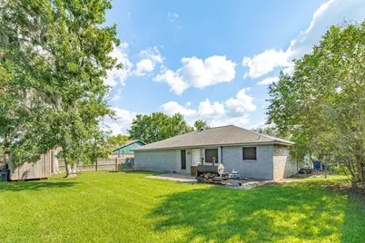 526 Tall Timber Drive, West Columbia, TX 77486 - Photo 20