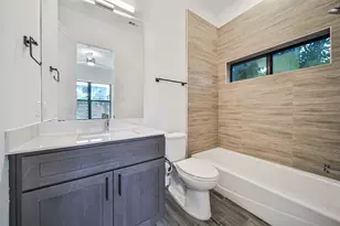 815 W 17th St, Houston, TX 77008 - Photo 6