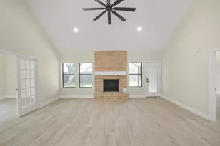 2126 Windmill Dr, Richmond, TX 77406 - Photo 2