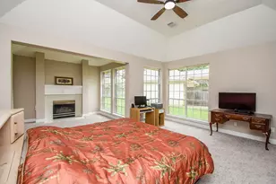 6415 Brobeck Ct, Sugar Land, TX 77479 - Photo 12