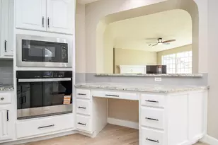 6415 Brobeck Ct, Sugar Land, TX 77479 - Photo 8