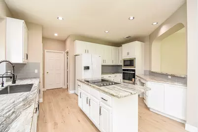 6415 Brobeck Court, Sugar Land, TX 77479 - Photo 6