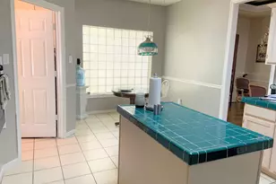 8418 Westnut Ln, Houston, TX 77040 - Photo 6