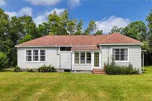12903 Sandpiper Rd, Angleton, TX 77515 - Photo 1