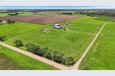 1604 County Road 370, El Campo, TX 77437 - Photo 32