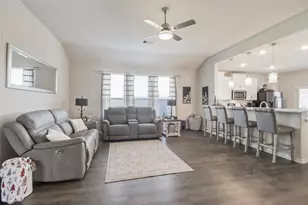 101 Aline Dr, Dayton, TX 77535 - Photo 6