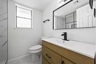 12306 Barbizon Dr, Houston, TX 77089 - Photo 10