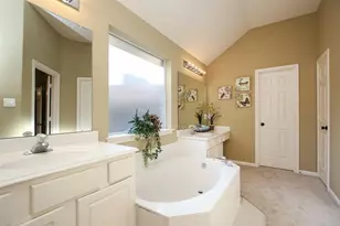 3415 Candlepine Dr, Spring, TX 77388 - Photo 14