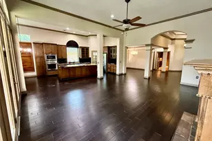 8746 Rippling Water Dr, Sugar Land, TX 77479 - Photo 16