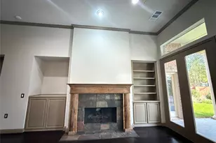 8746 Rippling Water Dr, Sugar Land, TX 77479 - Photo 18