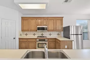 8550 Waiting Spring Ln, Houston, TX 77095 - Photo 8