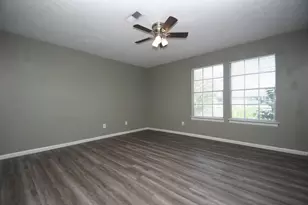 379 Richvale Ln, Houston, TX 77598 - Photo 36