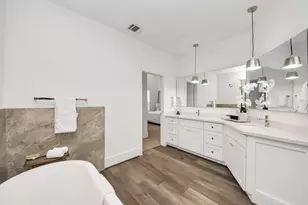 7502 Carver Rd, Houston, TX 77088 - Photo 32