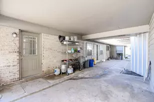 5627 Spindle Dr, Houston, TX 77086 - Photo 18