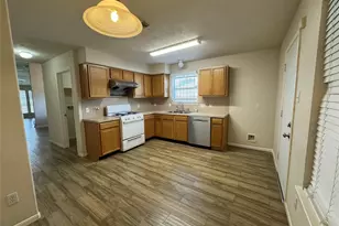 13723 Audra Ln, Houston, TX 77083 - Photo 8