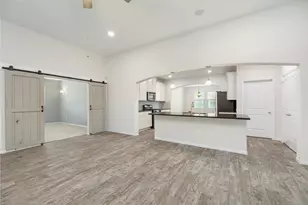 350 American Black Bear Dr, Crosby, TX 77532 - Photo 8