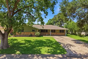 2013 18th Ave N, Texas City, TX 77590 - Photo 1