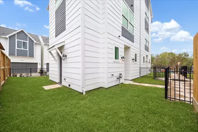 1658 W Tidwell Road, Houston, TX 77091 - Photo 8