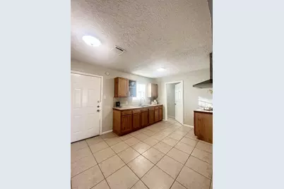 6713 Greenhurst Street, Houston, TX 77091 - Photo 4