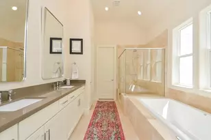 221 E 27th St, Houston, TX 77008 - Photo 18
