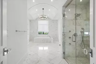 1331 Peden St, Houston, TX 77006 - Photo 14