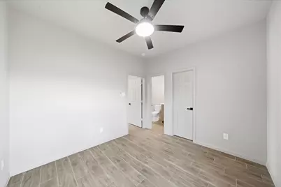 10214 Carmencita Way, Houston, TX 77075 - Photo 14
