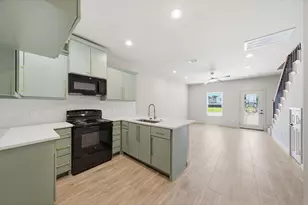 10214 Carmencita Way, Houston, TX 77075 - Photo 10