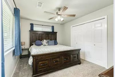 811 Loggins Drive, West Columbia, TX 77486 - Photo 20