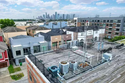 1607 E Bonner Street, Houston, TX 77007 - Photo 6