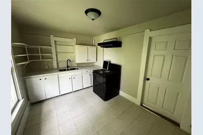 741 13th Street #B, Port Arthur, TX 77640 - Photo 2