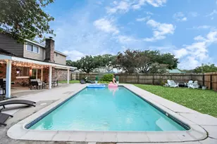 11946 Brighton Ln, Meadows Place, TX 77477 - Photo 26