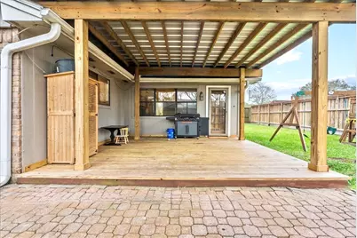 16806 Colony Bend Drive, Friendswood, TX 77546 - Photo 26