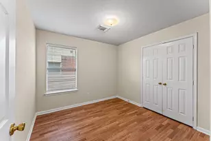 9231 Grove Haven Dr, Houston, TX 77083 - Photo 14