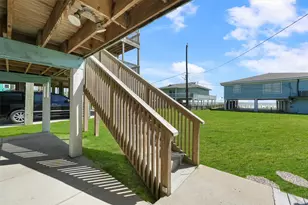 12917 John Reynolds Rd, Galveston, TX 77554 - Photo 22