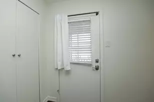 2333 Bering Dr, Houston, TX 77057 - Photo 10