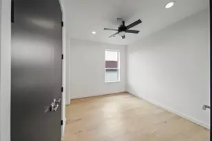 124 E 32nd St, Houston, TX 77018 - Photo 22