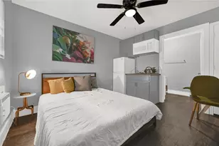 3714 Dabney St, Houston, TX 77026 - Photo 2