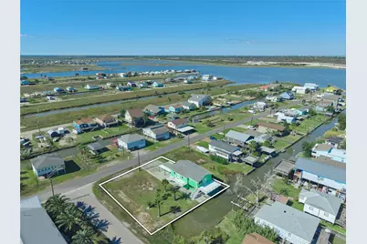 7117 Delesandri Drive, Hitchcock, TX 77563 - Photo 38