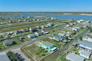 7117 Delesandri Dr, Hitchcock, TX 77563 - Photo 38